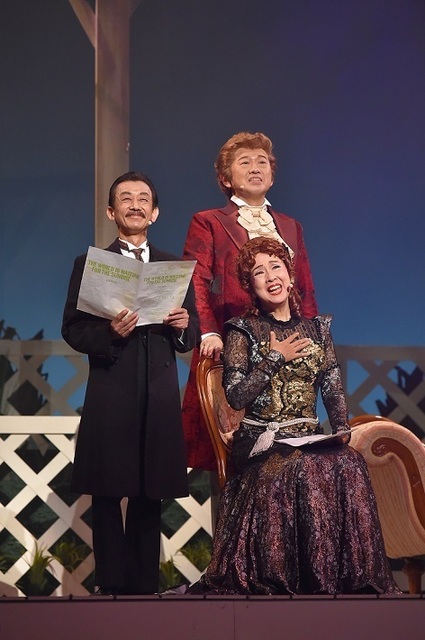 curtain up tak & mac 2.jpg